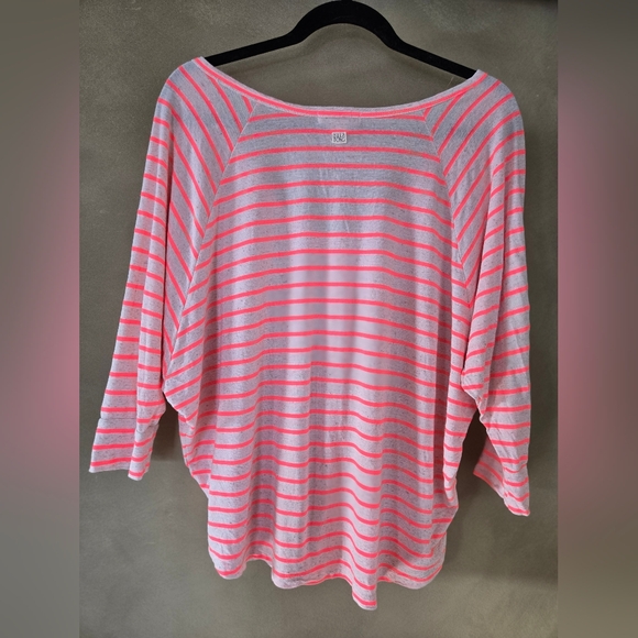 Billabong | 'Day Dreamz' Henley Top, Size L - Picture 3 of 7